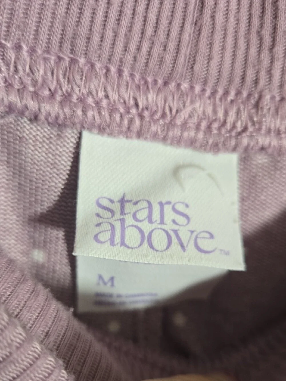 stars above mauve lounge